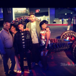 La famille de Rihanna à LA pour la première de Battleship