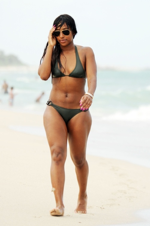 alexandra-burke-a-miami