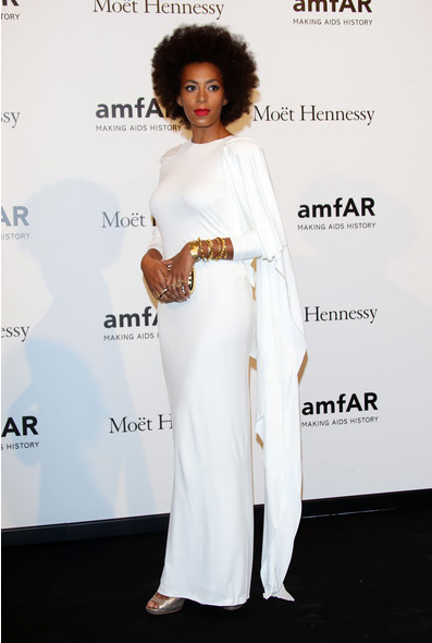 Solange Knowles tout en blanc pour le gala amfAR Milano 2012
