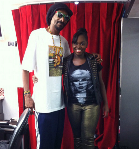 Snoop Dogg encourage sa fille Cori lors d’un photo shoot