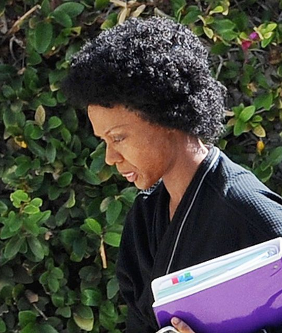 zoe-zaldana-dans-nina-simone