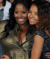 Shar Jackson et sa fille Cassie à l’avant-première de “Twilight : Breaking Dawn – Part 2”