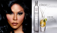 lil-kim-ciroc-pub