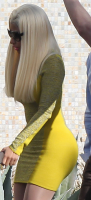 Nicki Minaj en jaune or pour les auditions de American Idol à Los Angeles