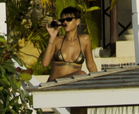 Rihanna fait sa belle à Barbados