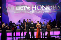 Halle Berry, Lisa Leslie et Chaka Khan honorées aux BET Honors