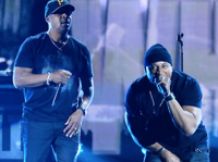 LL Cool J a clôturé la cérémonie en montant sur scène aux Grammy Awards