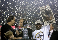 Les Ravens remportent le SupeBowl et Ray Lewis tire sa révérance!