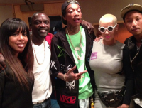 Kelly Rowland en studio avec Akon, Wiz Khalifa, Amber Rose et Pharrell Williams