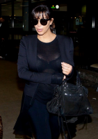 Kim Kardashian épuisée, est de retour à Los Angeles