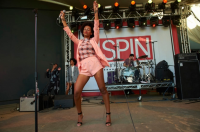 Solange Knowles anime la scène de SPIN