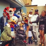 Swizz Beatz emmène sa femme et son ex femme à Disneyland Paris