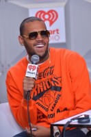 Chris Brown dévoile plus d’infos sur X au Festival iHeart Radio