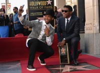 Babyface décroche son étoile à Hollywood