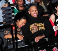 Chris Brown et Karrueche Tran de font des frayeurs lors de la soirée Universal Horror Nights