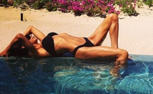 naya-rivera-bikini naya-rivera-bikini