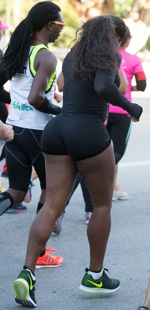 Serena et Venus Williams courent le 5km pour Serena Williams Foundation