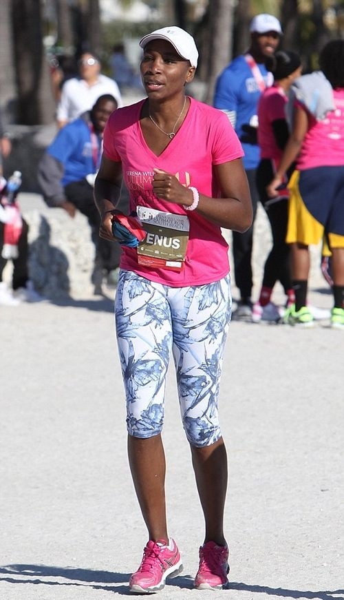 Serena et Venus Williams courent le 5km pour Serena Williams Foundation