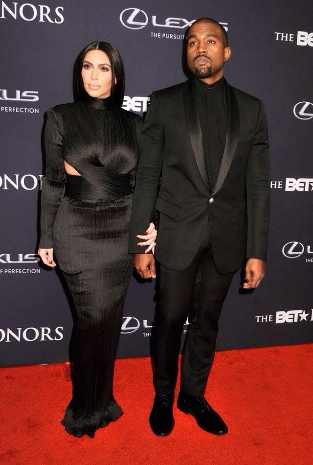 Kim Kardashian et son mari Kanye West BET Honors 2015