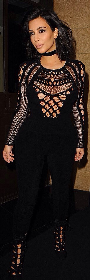 Kim Kardashian Brit Awards 2015