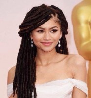 Zendaya Coleman a subi des moqueries pour son look aux Oscars 2015