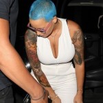 Amber Rose a décidé de se teinter les cheveux en bleu
