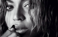 Beyonce fait la une de Vogue Magazine