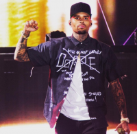 Chris Brown clâme sa liberté: “I do what the f**k I want”