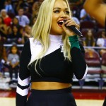 Rita Ora en mode “pom pom girl” au match Power 106 All Stars Game