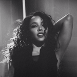 Tinashe dévoile son nouveau clip vidéo “Party Favors”