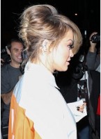 Rita Ora is terrifically beautiful with her hair do