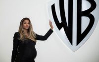 Ciara signs with Warner Brothers Records