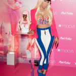 Nicki Minaj fait sa promo à Macy’s