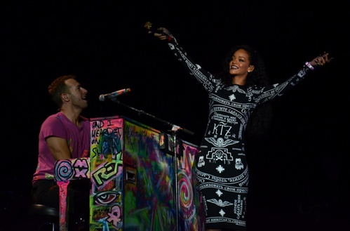 Rihanna et Coldplay sur scène à Paris