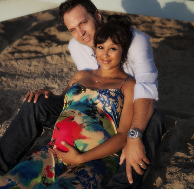 Adam Housley et Tamera Mowry-Housley attaqués sur Twitter à cause de leurs convictions politiques