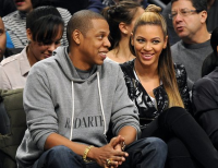 Kelly Rowland, Jay-Z, Beyonce et sa cousine Angie au match des Nets de Brooklyn