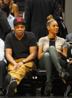 Beyonce et Jay-Z se blotissaient l’un contre l’autre au match des Miami Heat