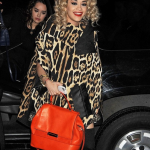 Rita Ora arrive à son concert de New York City