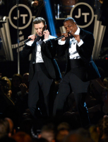 Jay-Z et Justin Timberlake dans “Suit & Tie” et “Pusher Love Girl” aux Grammy Awards