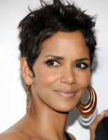 Halle Berry sa propre collection de chaussures Diechmann