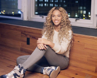 Beyonce dans une nouvelle campagne publicitaire pour “Chime For Change”