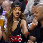 Rihanna était au match des Lakers avec Jay Brown
