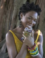 India Arie dévoile le clip vidéo de “Cocoa Butter”