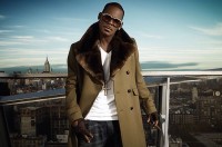 R. Kelly domine le R&B avec Black Panties