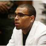 Chris Brown transporté à D.C. sous les chaînes