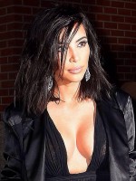 Kim Kardashian toute sexy pour les 40 ans de Saturday Night Live