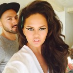 Chrissy Teigen change de style – bye bye la blonde, bonjour la brune