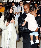 Kim Kardashian, Kanye West, North West et Khloe Kardashian débarquent en Arménie