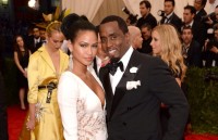 Cassie et Diddy dans la pub d’un parfum jugée très osée