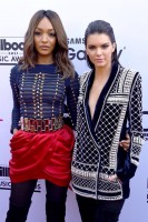 Kendall Jenner et Jourdan Dunn égerie de H&M et Balmain